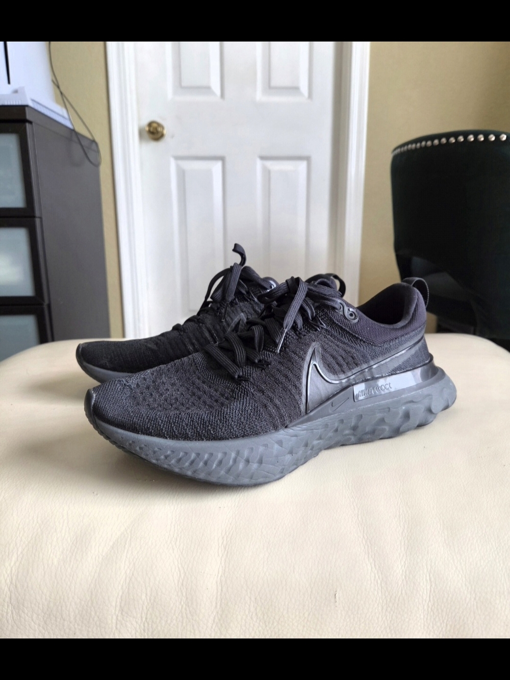 Nike React Black/Grey Running Sneakers - Size 11.5